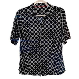 Talbots Black & White Geometric Short Sleeve Stretch Non-iron shirt Style ID5134